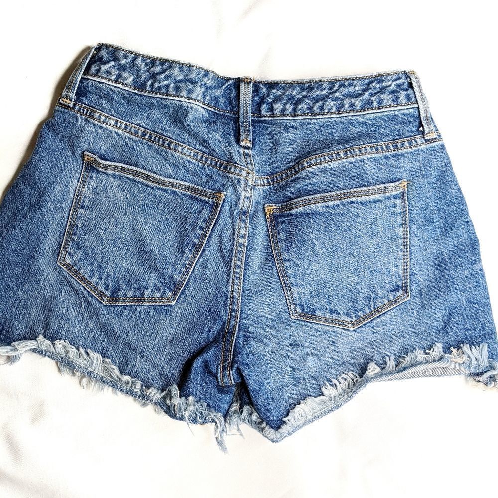 Denim Cutoff Shorts Universal Thread size 0 - Picture 2 of 9